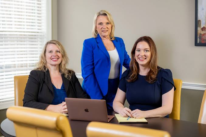 Family Law Lawyer In Knoxville TN | Divorce, Custody & Adoption 